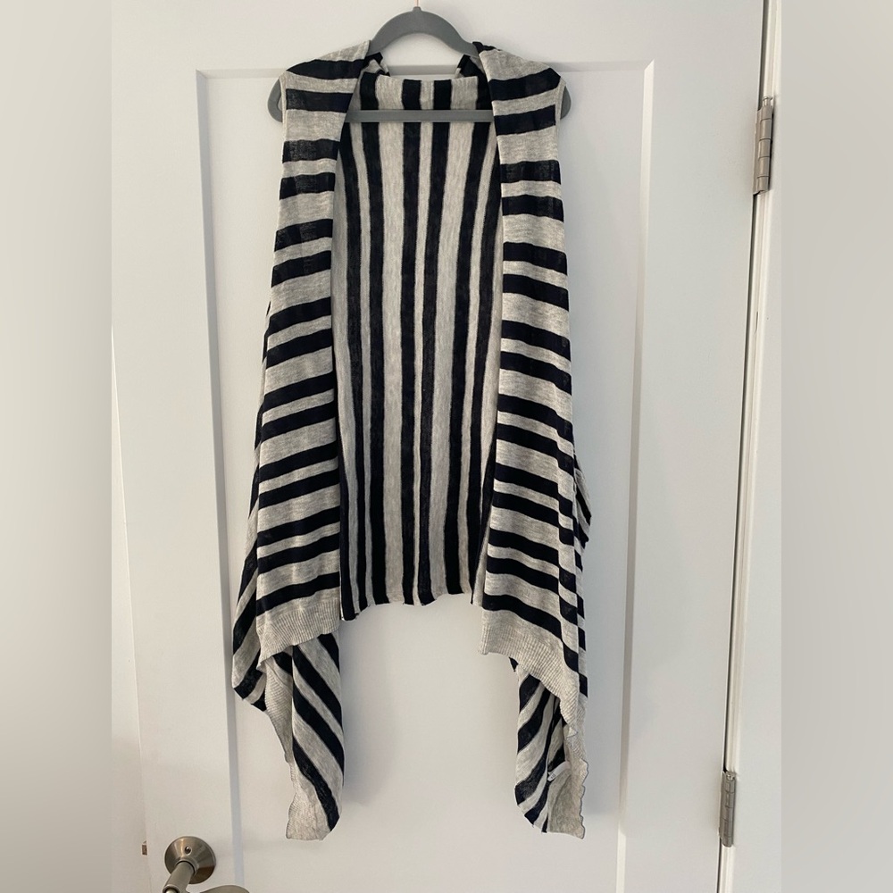 Banana Republic Black and Cream Striped Sleeveless Drape Sweater Vest